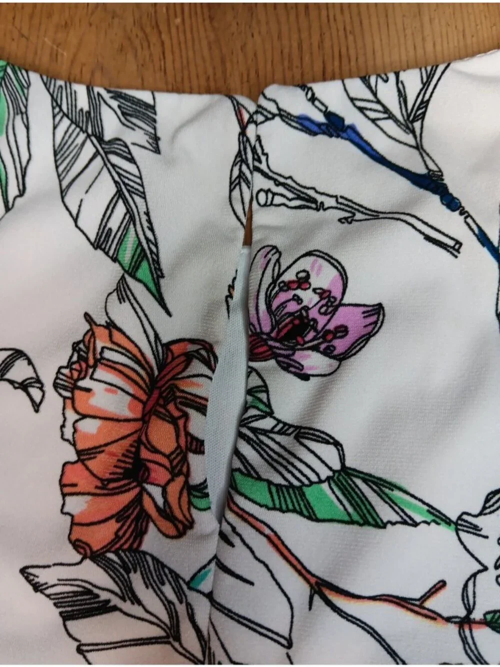 Studio One Women Plus 14W Dress Outline Floral Cold Shoulder Flutter Sleeve Knit